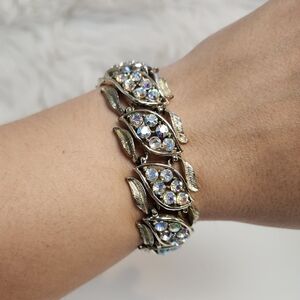 Vintage Coro Aurora Borealis Rhinestone Bracelet 1950s Silver Tone Leaf Link